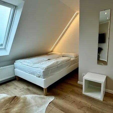 Stylisches Nahe Messe & Baldeneysee - Ruhig & Perfekt Angebunden Apartment *